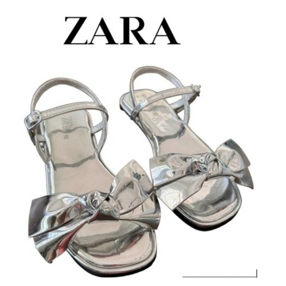 Zara Girls' Mirrored Bow Sandals – Silver Shine - Size 6 (Euro 36) - Like New✨